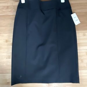 Halogen Women’s Black Skirt. Size 0